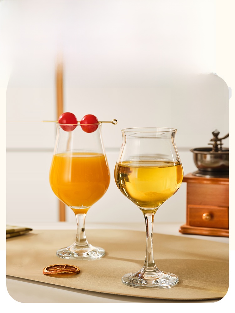 鉛フリーガラス製ワイングラス、ビールカップ、ジュース用ドリン - Wine Beer Foot のレビューと価格